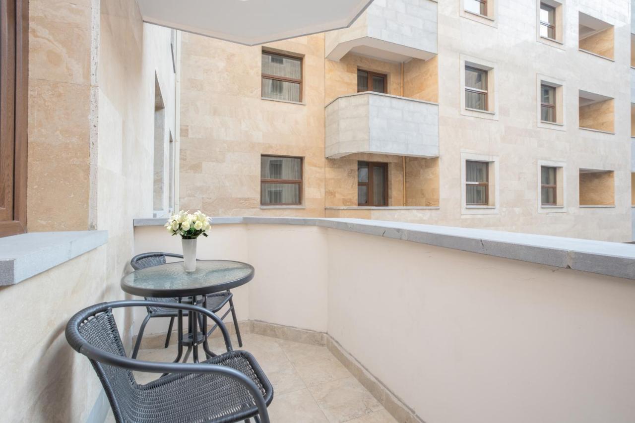 Stay Inn-Apartments On Buzand 17 Jerevan Exteriör bild