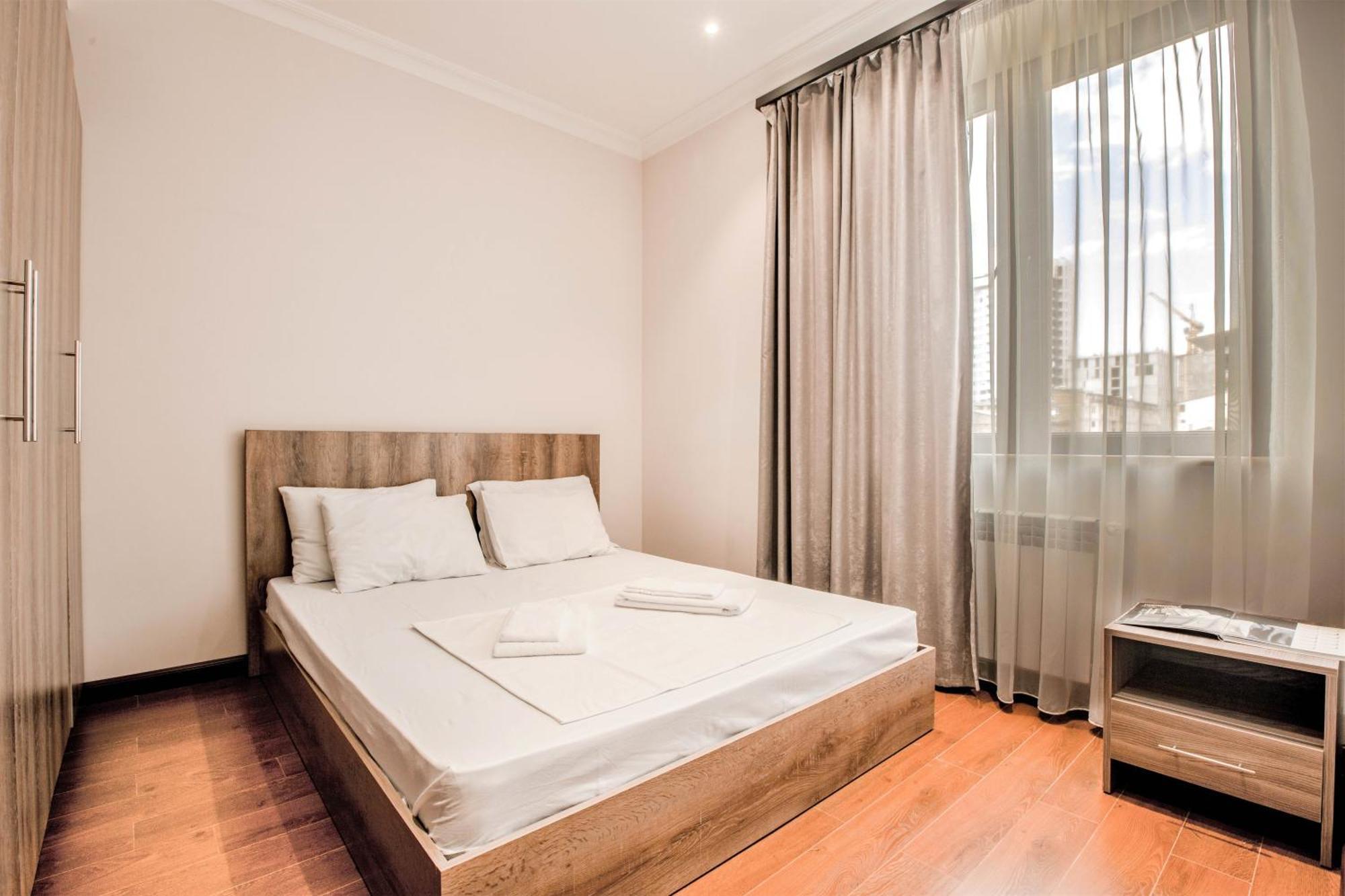 Stay Inn-Apartments On Buzand 17 Jerevan Exteriör bild