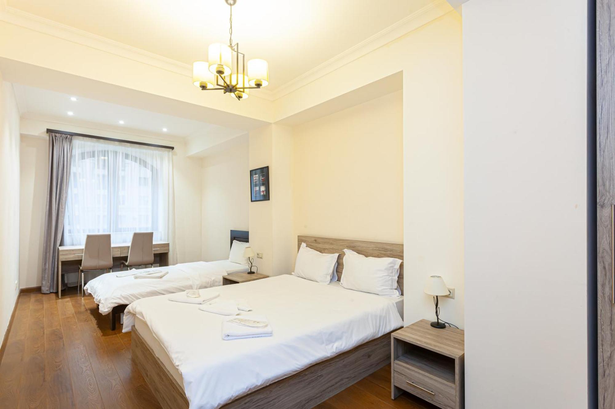 Stay Inn-Apartments On Buzand 17 Jerevan Exteriör bild
