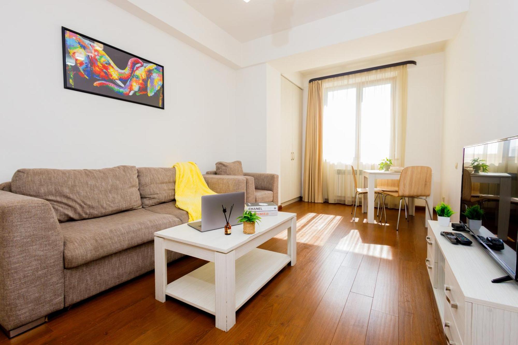 Stay Inn-Apartments On Buzand 17 Jerevan Exteriör bild