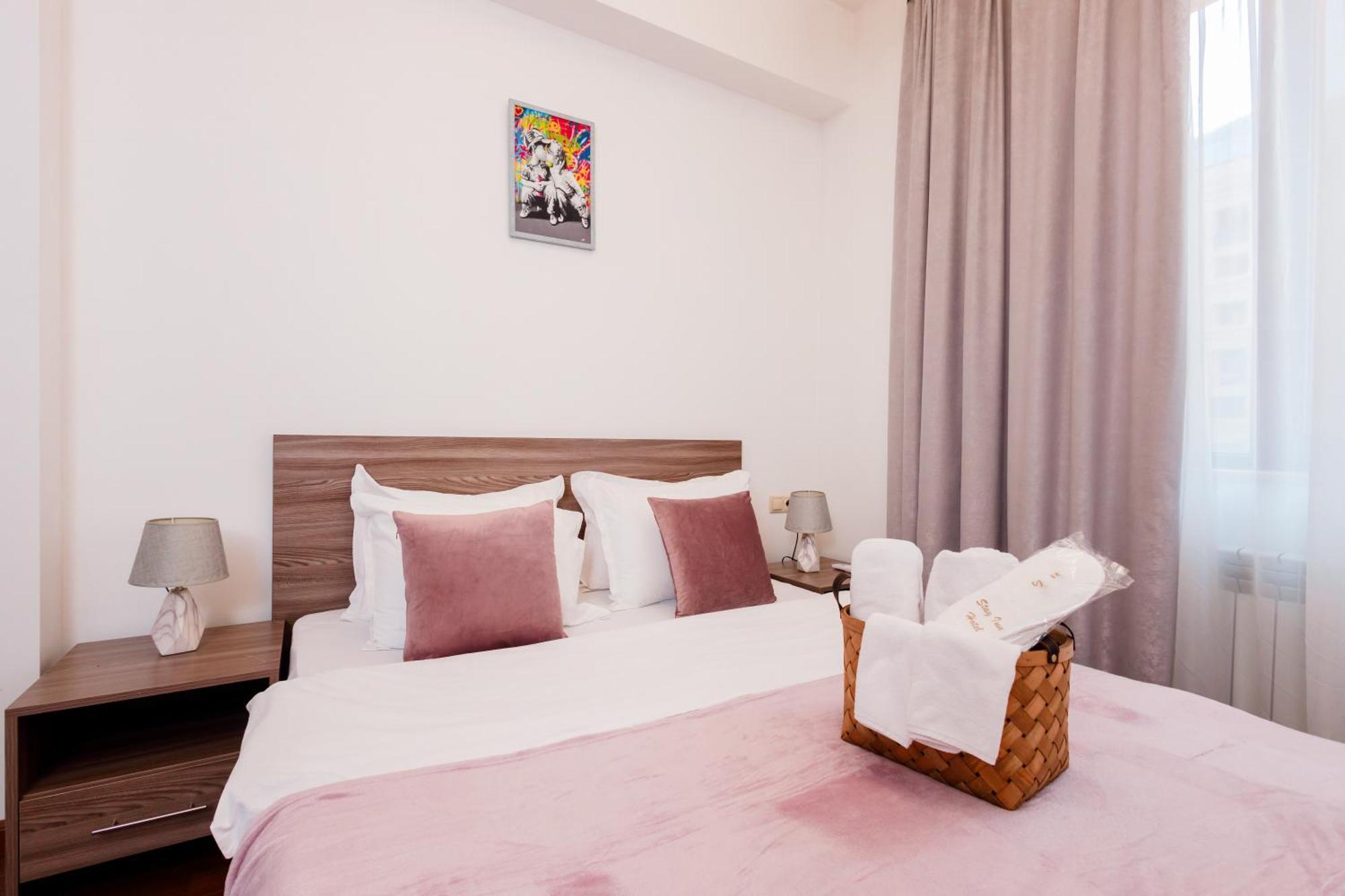 Stay Inn-Apartments On Buzand 17 Jerevan Exteriör bild